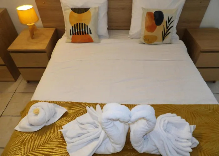 Le Cosy Wiener *Paris*Gare A 300 M*Disneyland*